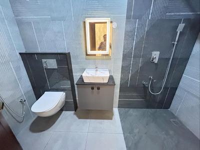 Bathroom Image of 3400 Sq.ft 5 BHK Villa for sale in Old Dhamtari Road Raipur for Rs. 9999000