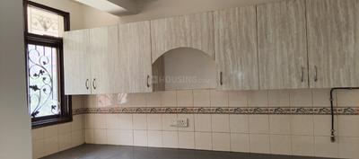 Kitchen Image of 1900 Sq.ft 3 BHK Apartment / Flat for sale in Beverly Park Apartments, Sector 22 Dwarka New Delhi for Rs. 34000000