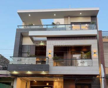 Image of 1744 Sq.ft 9 BHK Independent House for sale in Sector 49, Noida for Rs. 47000000
