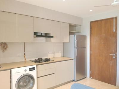 Kitchen Image of 300 Sq.ft 1 RK Studio for sale in Hiranandani Solitaire Studio Apartment, Hiranandani Estate Thane for Rs. 7000000