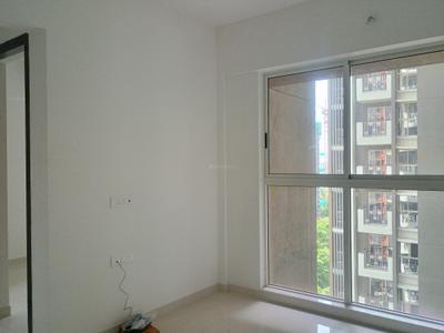 Living Room Image of 684 Sq.ft 1 BHK Apartment / Flat for rent in Lodha Palava Premier, Dombivli East Thane for Rs. 13000