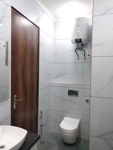 Common Bathroom Image of 1620 Sq.ft 3 BHK Builder Floor for sale in BPTP District 3, Sector 85 Faridabad for Rs. 17500000