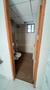 Bathroom Image of 2500 Sq.ft 3 BHK Apartment / Flat for sale in Serenity Lavish, Sola Ahmedabad for Rs. 22500000
