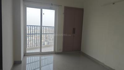 Bedroom Image of 1575 Sq.ft 3 BHK Apartment / Flat for sale in Amrapali Heartbeat City IV, Sector 107 Noida for Rs. 16000000