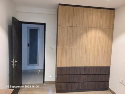Bedroom Image of 1599 Sq.ft 3 BHK Apartment / Flat for rent in Casagrand Crescendo, Mogappair Chennai for Rs. 51001