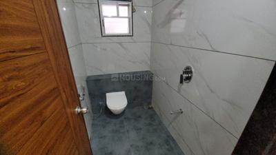 Bathroom Image of 1950 Sq.ft 3 BHK Apartment / Flat for sale in Nizampura Vadodara for Rs. 6000000