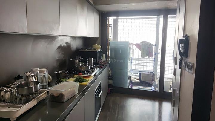 Lodha World Crest Main Image 1