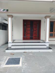 Image of 2200 Sq.ft 4 BHK Independent House for sale in Vyttila, Kochi for Rs. 13500000