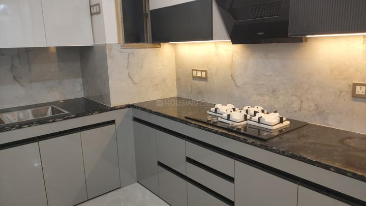 PRIME FLOOR Main Image 1