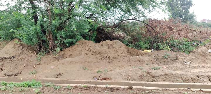 Sector 27 Rohini Main Image 1