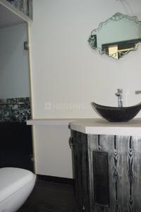 Bathroom Image of 1700 Sq.ft 3 BHK Apartment / Flat for sale in Bandra West Mumbai for Rs. 29500000