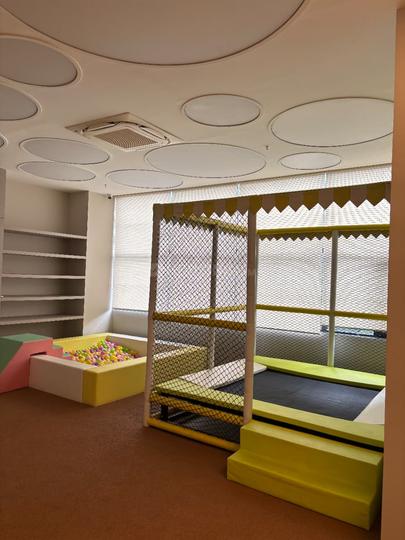 Azizi Ferista Main Image 1