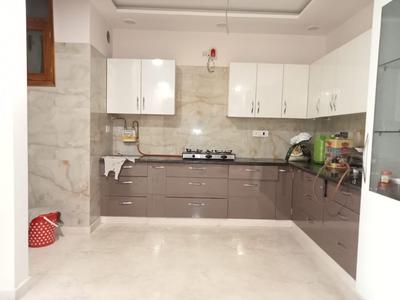 Kitchen Image of 1800 Sq.ft 3 BHK Builder Floor for rent in Paschim Vihar New Delhi for Rs. 58000