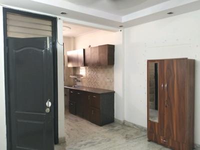 Living Room Image of 450 Sq.ft 1 BHK Builder Floor for rent in Shalimar Bagh New Delhi for Rs. 16500