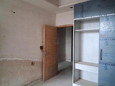 Bedroom Image of 1050 Sq.ft 2 BHK Apartment / Flat for sale in Avenue 1, Sector 73 Noida for Rs. 3500000