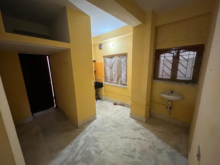 Basak Bagan, Dum Dum Main Image 1