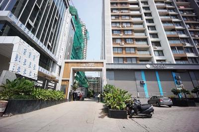 Building Image of 1009 Sq.ft 3 BHK Apartment / Flat for sale in Unique Youtopia, Kharadi Pune for Rs. 16000000