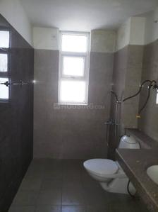 Bathroom Image of 2150 Sq.ft 3 BHK Apartment / Flat for rent in GPL Eden Heights, Sector 70 Gurgaon for Rs. 42000