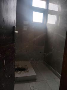 Common Bathroom One Image of 650 Sq.ft 2 BHK Apartment / Flat for sale in Khanpur New Delhi for Rs. 3100000