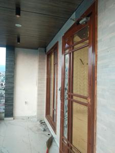 Bedroom Image of 1850 Sq.ft 3 BHK Builder Floor for rent in Ballupur Dehradun for Rs. 30000