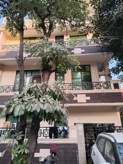 Block G, Gamma II Greater Noida Building View 1