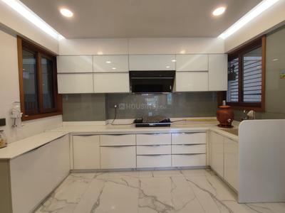 Kitchen Image of 3825 Sq.ft 4 BHK Apartment / Flat for sale in Science City Ahmedabad for Rs. 39100000