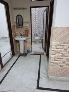 Bathroom Image of 1200 Sq.ft 2 BHK Independent House for rent in Arya Nagar Bahadurgarh for Rs. 25000