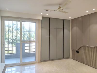 Bedroom Image of 3079 Sq.ft 3 BHK Builder Floor for rent in DLF Phase 4 Gurgaon for Rs. 110000