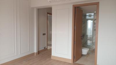 Bedroom Image of 3200 Sq.ft 4 BHK Builder Floor for sale in DLF The Grove, DLF Phase 5 Gurgaon for Rs. 85000000