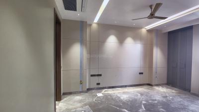 Bedroom Image of 3000 Sq.ft 4 BHK Builder Floor for sale in Defence Colony New Delhi for Rs. 130000000
