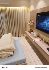 Bedroom Image of 1228 Sq.ft 2 BHK Apartment / Flat for sale in Sun Atmosphere, Shela Ahmedabad for Rs. 8500000
