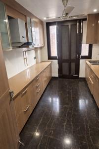 Kitchen Image of 1900 Sq.ft 3 BHK Builder Floor for rent in Mansarover Garden New Delhi for Rs. 70000