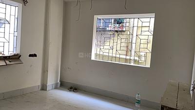 Bedroom Image of 672 Sq.ft 2 BHK Builder Floor for sale in Picnic Garden Kolkata for Rs. 3500000
