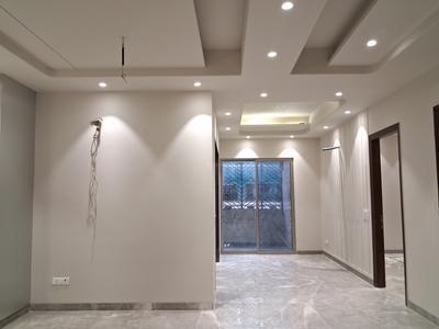 Living Room Image of 1800 Sq.ft 3 BHK Builder Floor for sale in Paschim Vihar New Delhi for Rs. 36000000