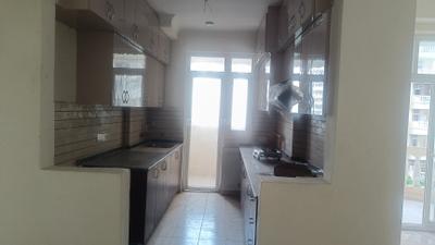 Kitchen Image of 1835 Sq.ft 3.5 BHK Apartment / Flat for sale in Amrapali Silicon City, Sector 76 Noida for Rs. 19700000