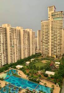 Image of 2450 Sq.ft 4 BHK Apartment / Flat for sale in Mahagun Moderne, Sector 78, Noida for Rs. 36500000