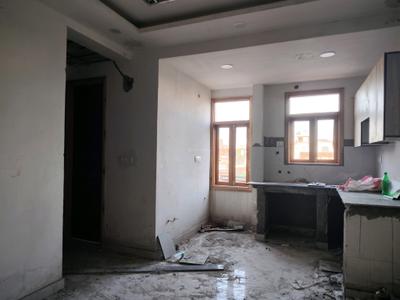 Living Room Image of 650 Sq.ft 2 BHK Apartment / Flat for sale in Sangam Vihar New Delhi for Rs. 3400000