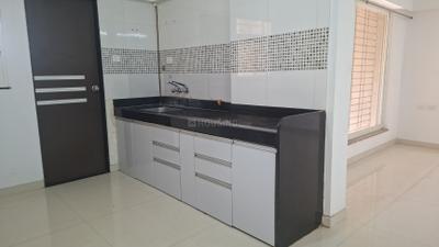 Kitchen Image of 1100 Sq.ft 2 BHK Apartment / Flat for rent in Royal Enrich, Hadapsar Pune for Rs. 32000