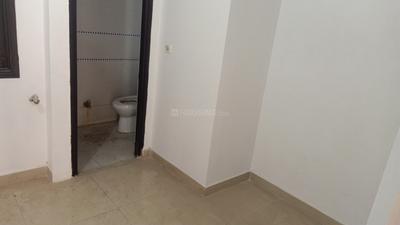 Image of 2100 Sq.ft 3 BHK Apartment / Flat for sale in CGHS Veena Apartment, Sector 22 Dwarka, New Delhi for Rs. 31500000