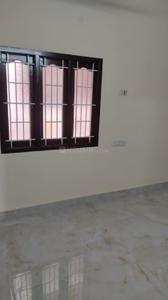 Bedroom Image of 1200 Sq.ft 2 BHK Independent House for rent in Rathinam Nagar, Vadaveeranaickenpatty Theni for Rs. 12000
