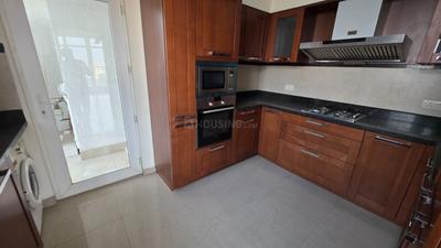 Kitchen Image of 2719 Sq.ft 3 BHK Apartment / Flat for sale in Central Park Resorts, Sector 48 Gurgaon for Rs. 75000000