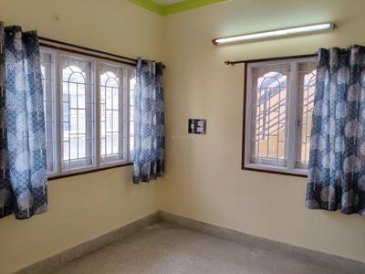 Bedroom Image of 1050 Sq.ft 2 BHK Independent House for rent in Indira Nagar Bengaluru for Rs. 40000