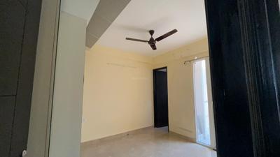 Bedroom Image of 822 Sq.ft 2 BHK Builder Floor for sale in Signature Global Park 2 And 3, Sector 36 Sohna for Rs. 8500000