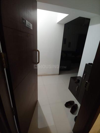 Silver Stone Main Image 1