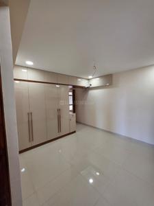 Kitchen Image of 1600 Sq.ft 3 BHK Apartment / Flat for rent in KSR Signature 4, Tellapur Sangareddy for Rs. 50000