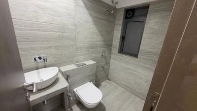 Image of 950 Sq.ft 2 BHK Apartment / Flat for rent in Vile Parle East, Mumbai for Rs. 150000