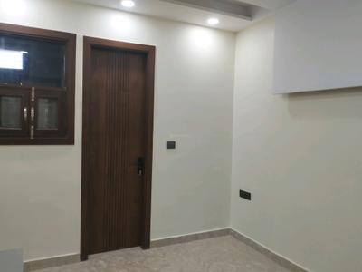 Bedroom Image of 1200 Sq.ft 3 BHK Builder Floor for sale in Vikaspuri New Delhi for Rs. 16500000