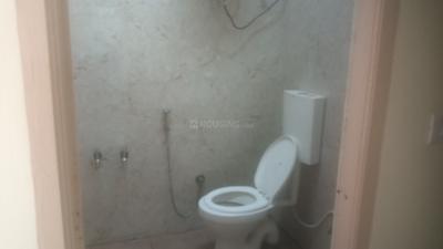 Bathroom Image of 600 Sq.ft 1 BHK Independent House for rent in Koramangala Bengaluru for Rs. 22000