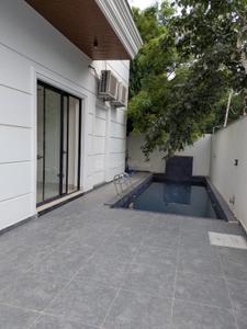 Balcony Image of 8000 Sq.ft 5 BHK Villa for sale in Vasant Kunj New Delhi for Rs. 350000000