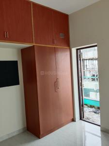 Bedroom Image of 1500 Sq.ft 3 BHK Apartment / Flat for rent in Adambakkam Chennai for Rs. 40000